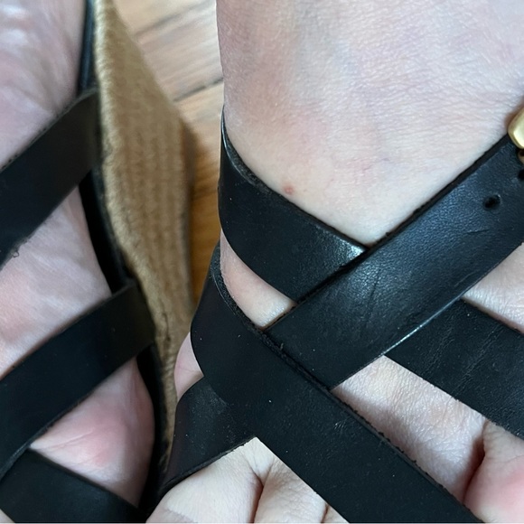 Delman Black Strappy Wedge Sandals Size 8M - Picture 6 of 7